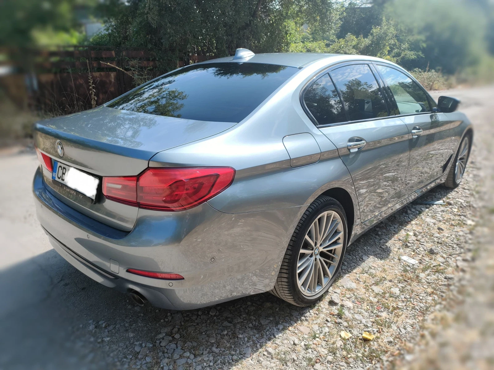BMW 530 XDrive Sportline - изображение 4