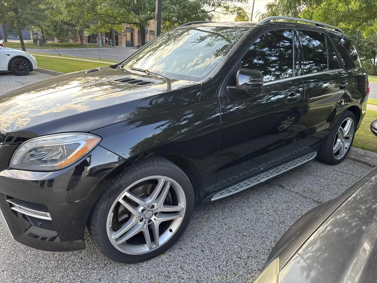 Mercedes-Benz ML 550 4MATIC* Авто финансиране* Карфакс - изображение 2