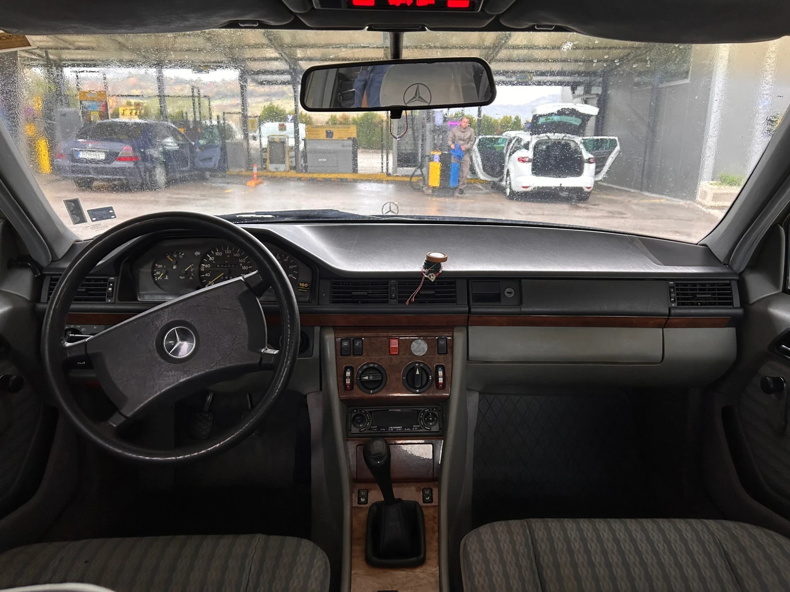 Mercedes-Benz 124 300D | Mobile.bg   9