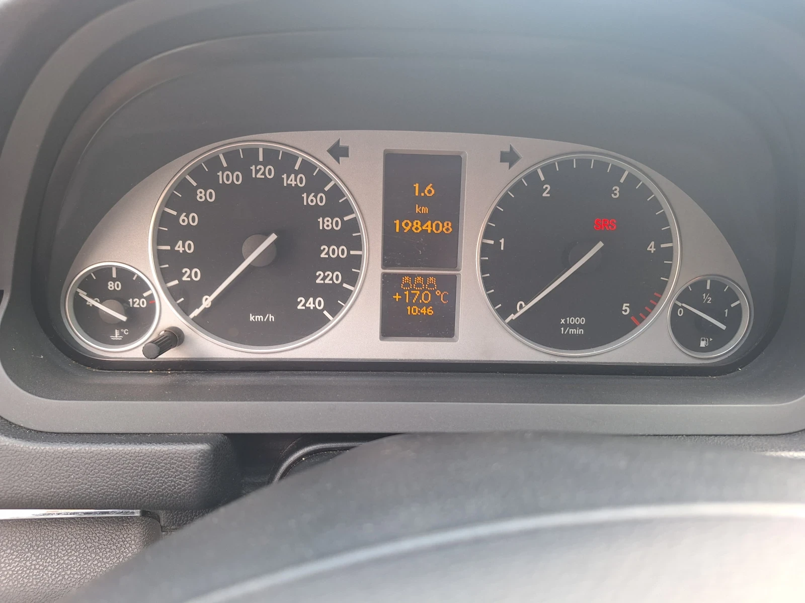 Mercedes-Benz B 200  - изображение 6