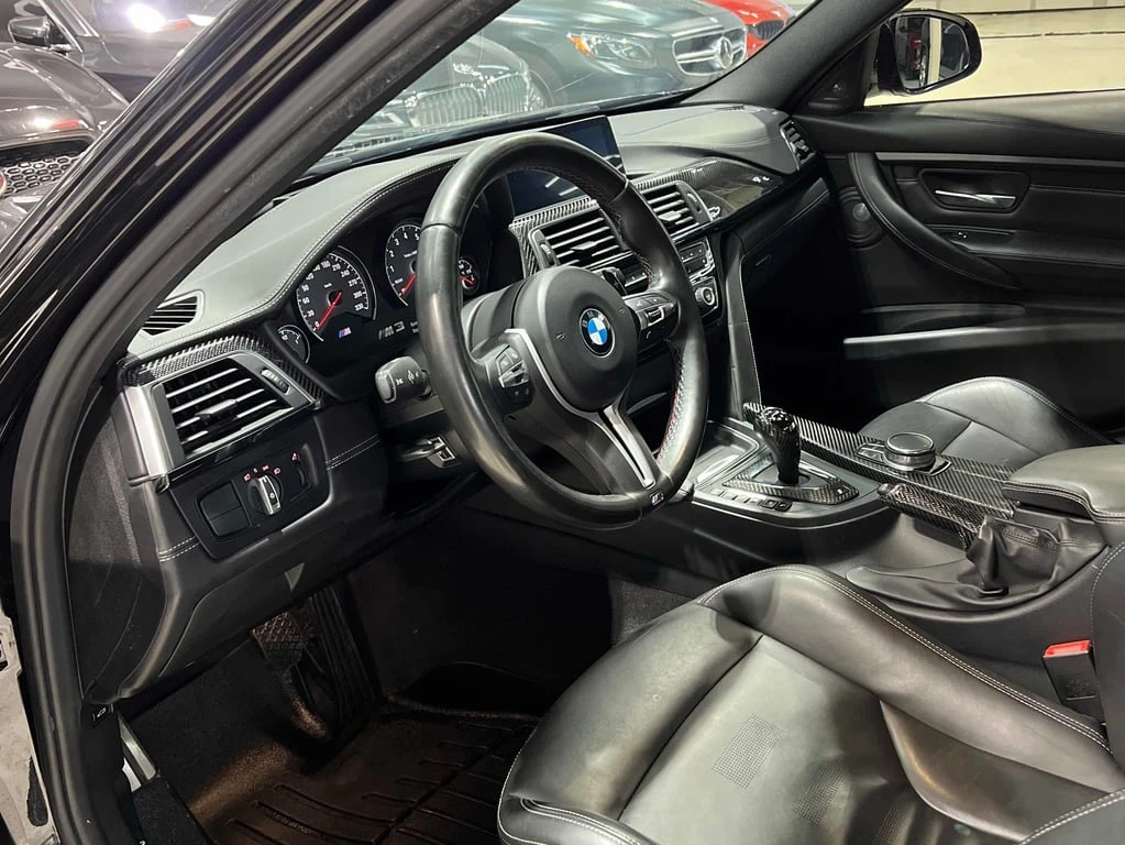 BMW M3 * 4dr Sdn * CARFAX * ���� �� �� | Mobile.bg � ����������� 5