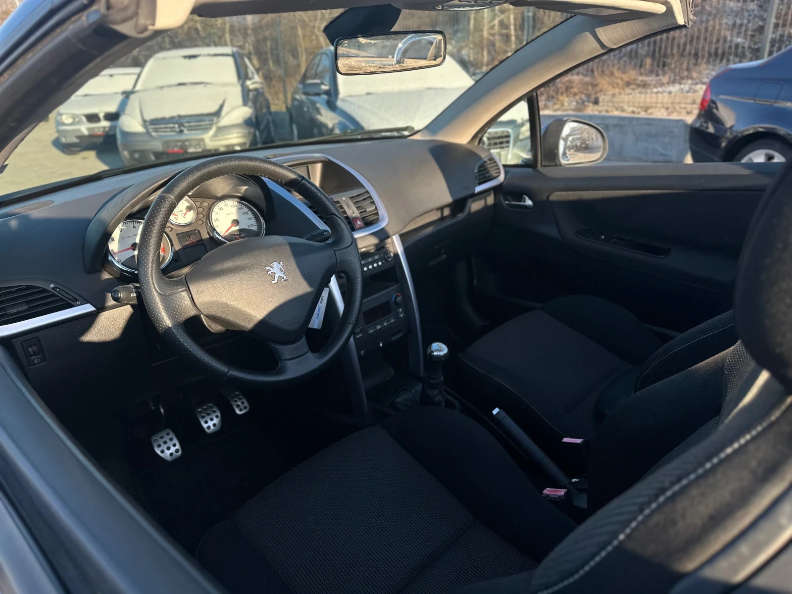 Peugeot 207 CC - изображение 10