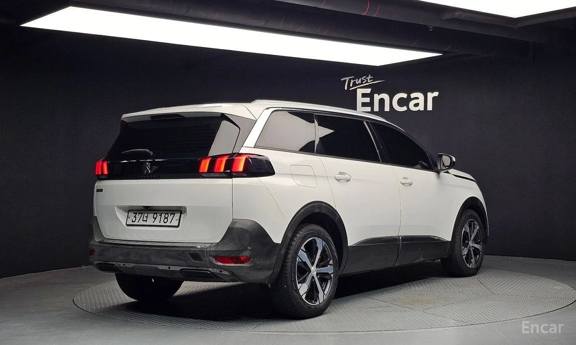 Peugeot 5008  - изображение 2