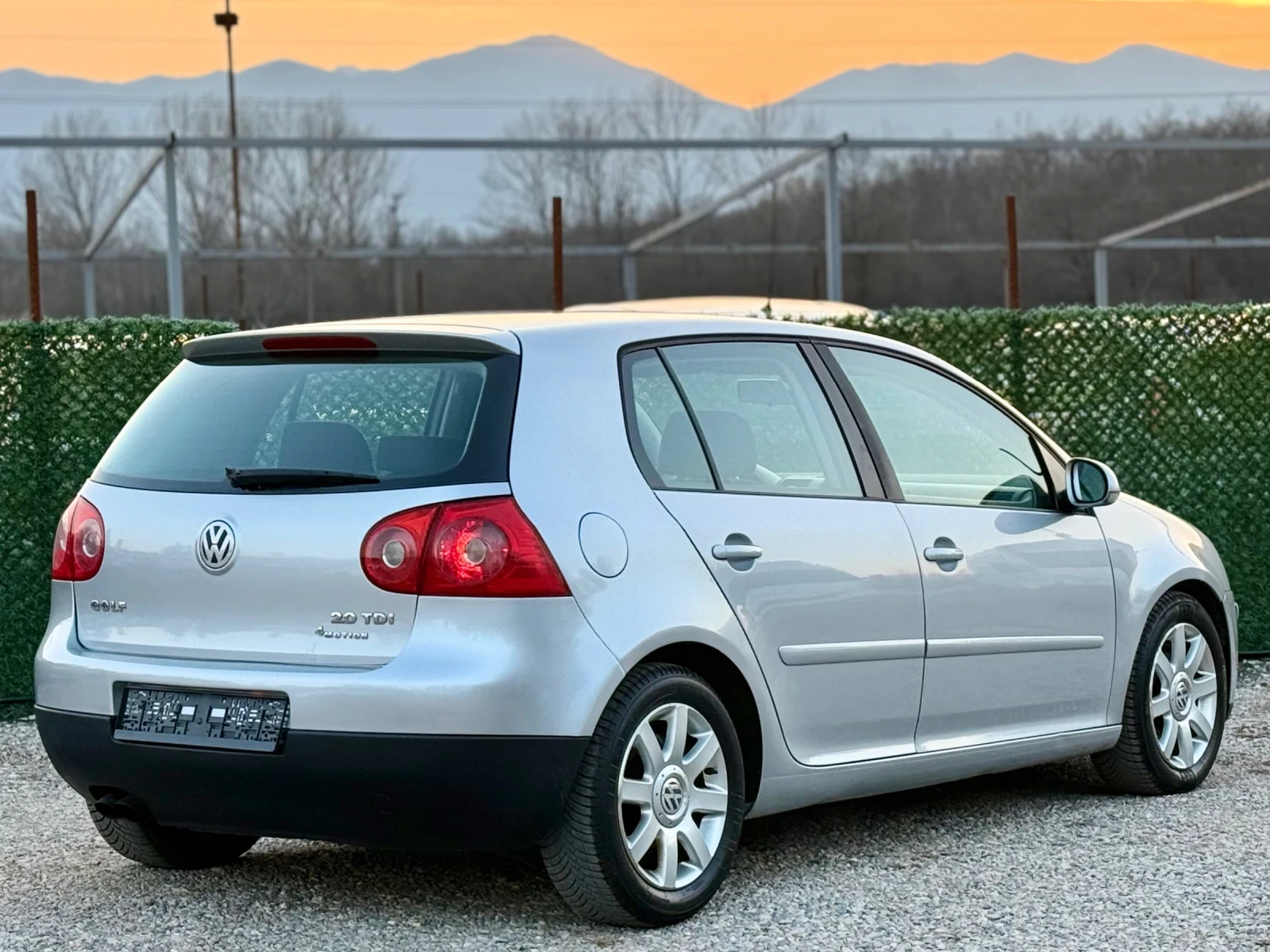 VW Golf 2.0TDi 4x4 ИТАЛИЯ, снимка 5 - Автомобили и джипове - 53739626