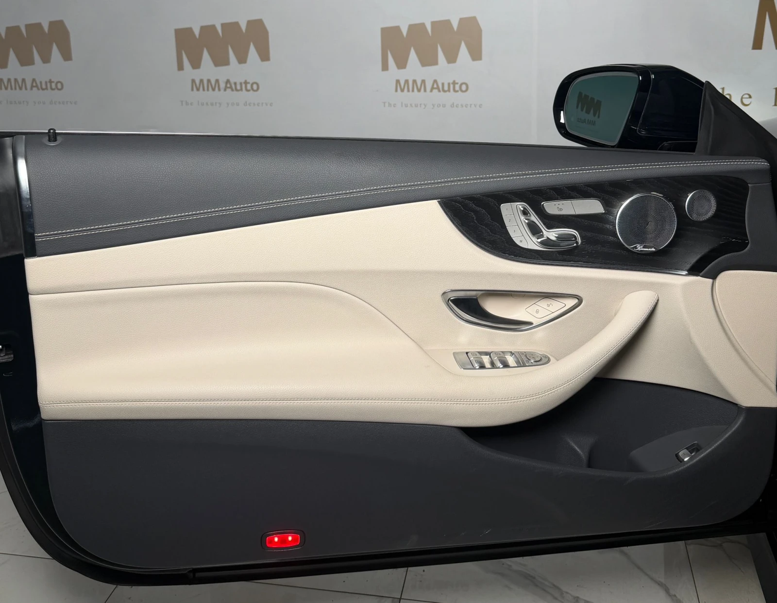 Mercedes-Benz E 450 Coupe* AMG* 4Matic* Burmester* Pano, снимка 6 - Автомобили и джипове - 54124636