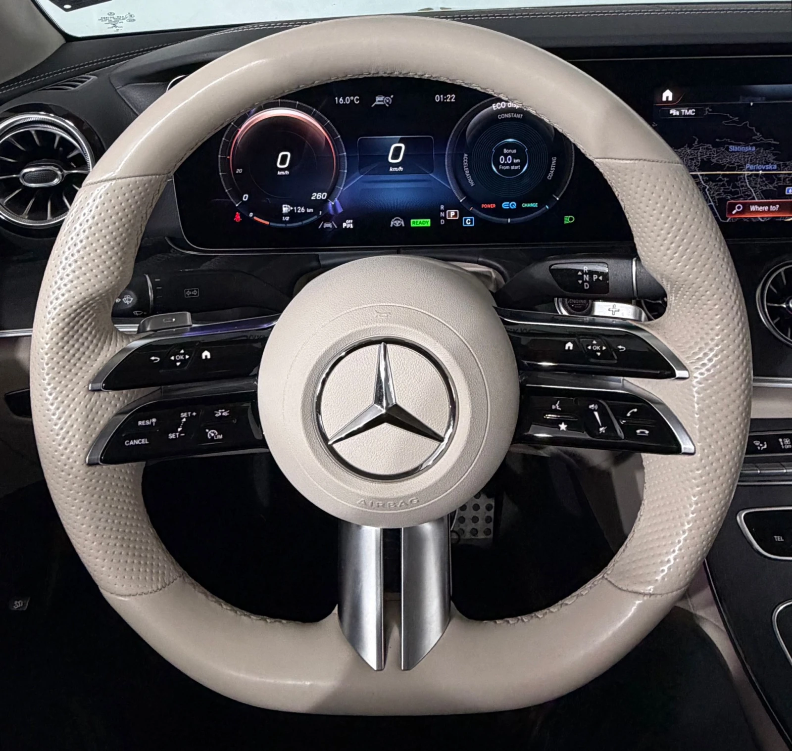 Mercedes-Benz E 450 Coupe* AMG* 4Matic* Burmester* Pano, снимка 11 - Автомобили и джипове - 54124636