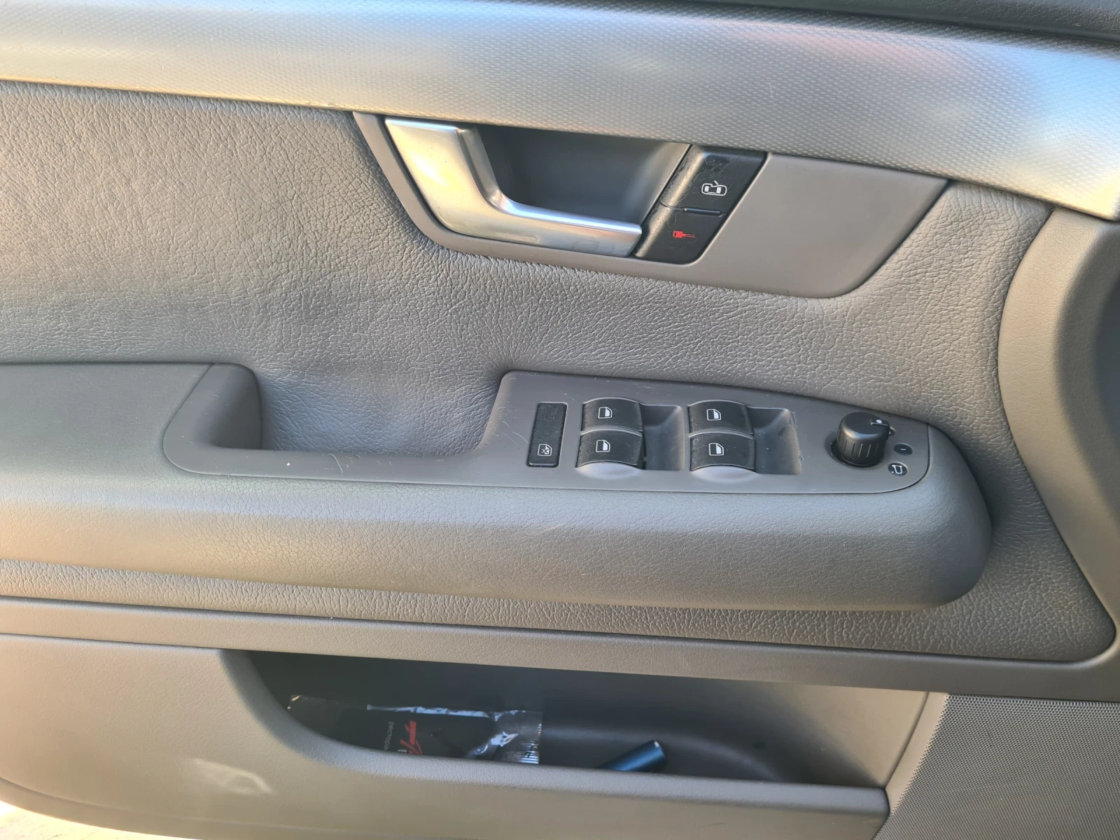 Audi A4 Avant, снимка 17 - Автомобили и джипове - 54459355