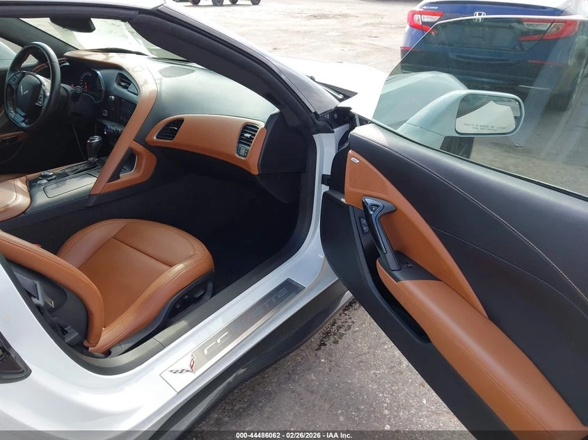 Chevrolet Corvette 6.2l Stingray Z51, снимка 8 - Автомобили и джипове - 54545865