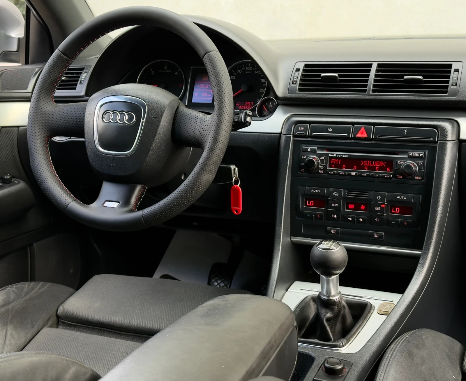 Audi A4 2.0TDi S-LINE * ITALY* , снимка 12 - Автомобили и джипове - 54875169