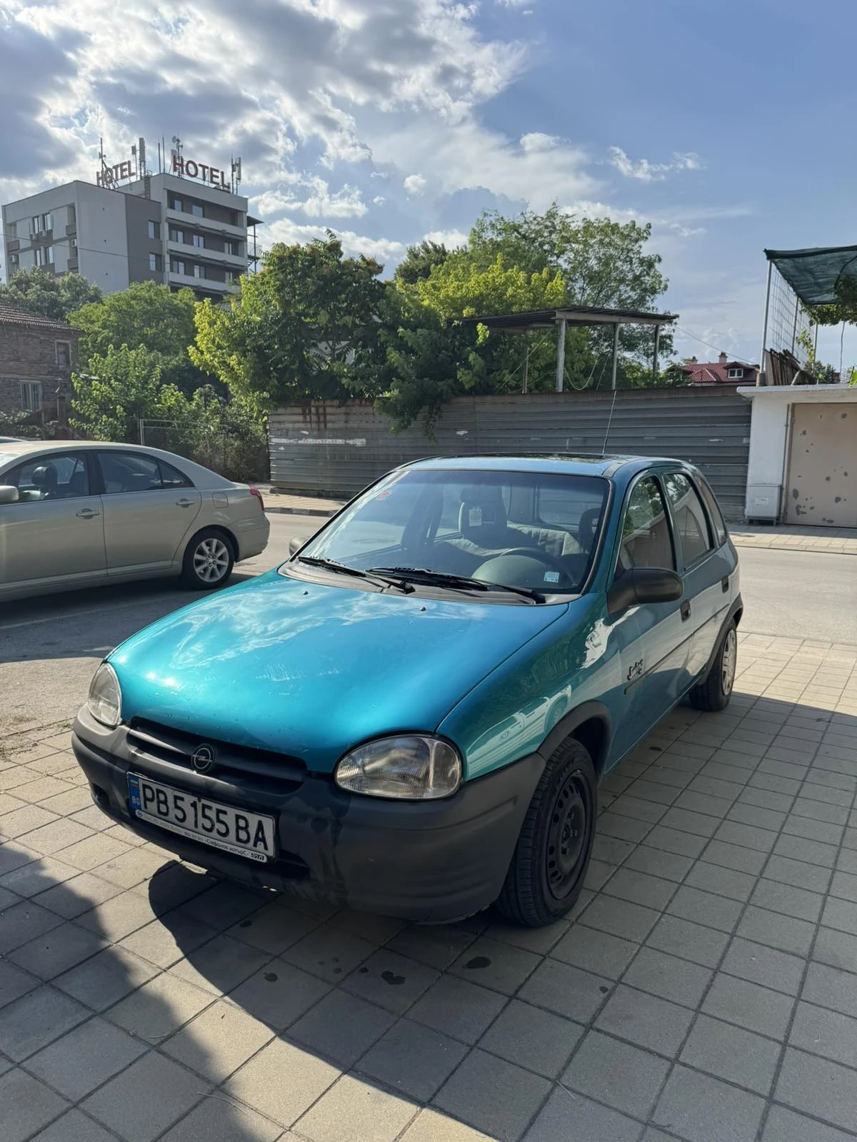 Opel Corsa 1.4 60кс. с нова ГАЗ, снимка 3 - Автомобили и джипове - 55238762