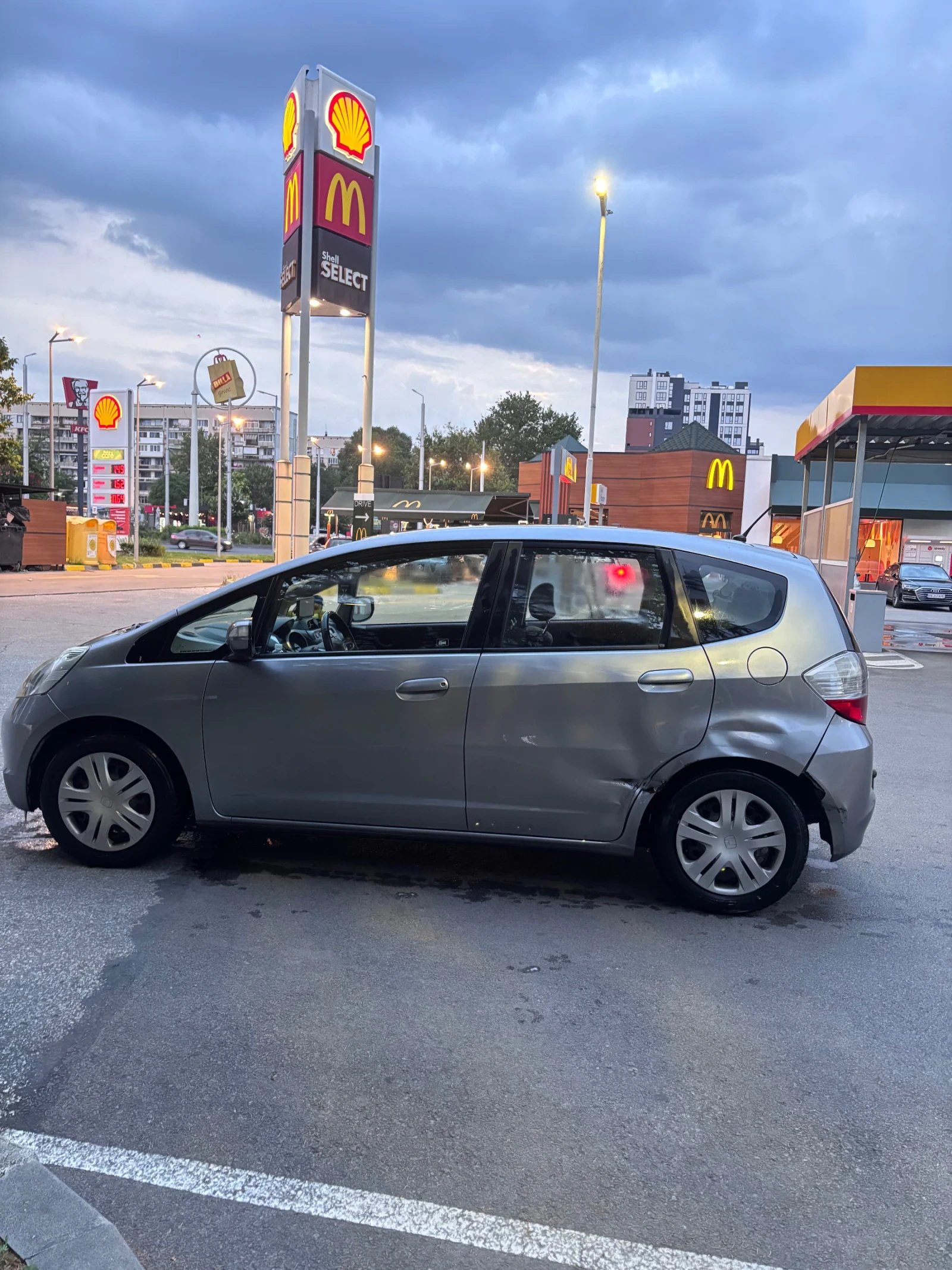 Honda Jazz 1.4 i-vtec, снимка 4 - Автомобили и джипове - 55270294