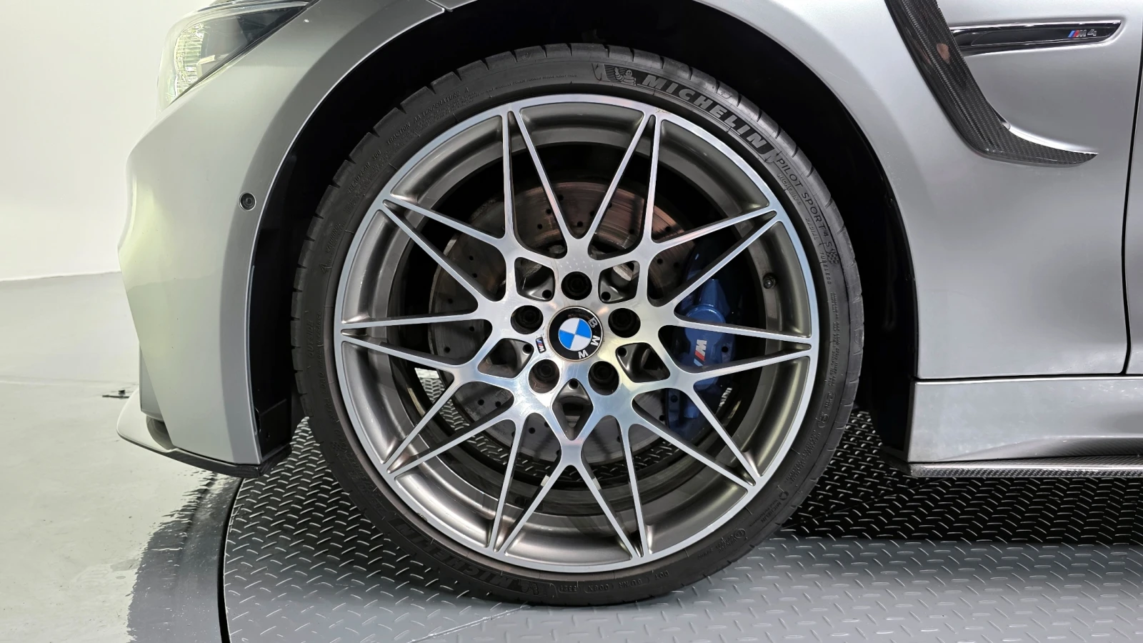 BMW M4 HARMAN KARDON* 360* HUD* КРАЙНА ЦЕНА, снимка 5 - Автомобили и джипове - 55340570
