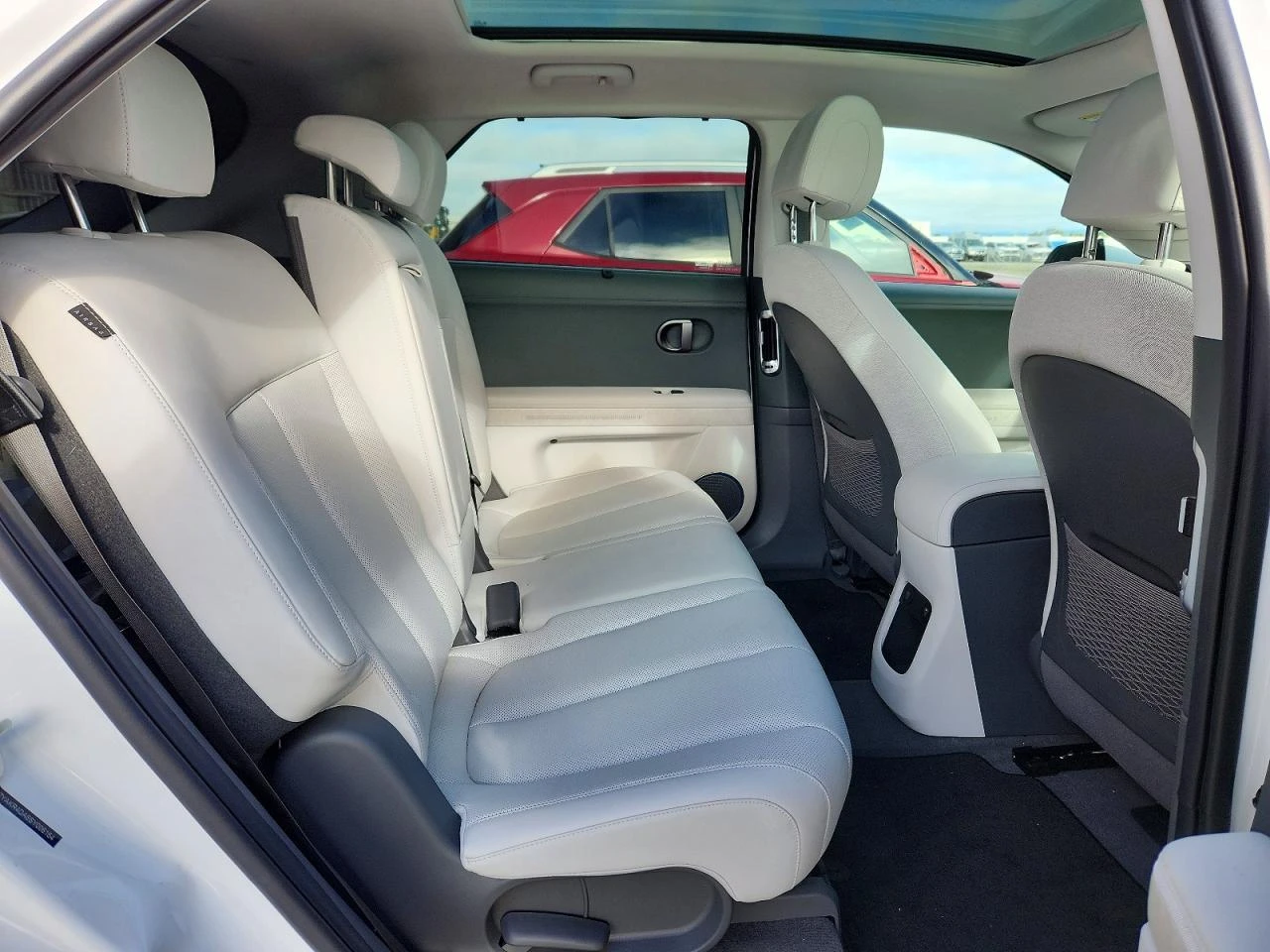 Hyundai Ioniq 5 LIMITED* ПОДГРЕВ* ПАНО* 360* КАМЕРА* LANE* ASSIST*, снимка 9 - Автомобили и джипове - 55422207