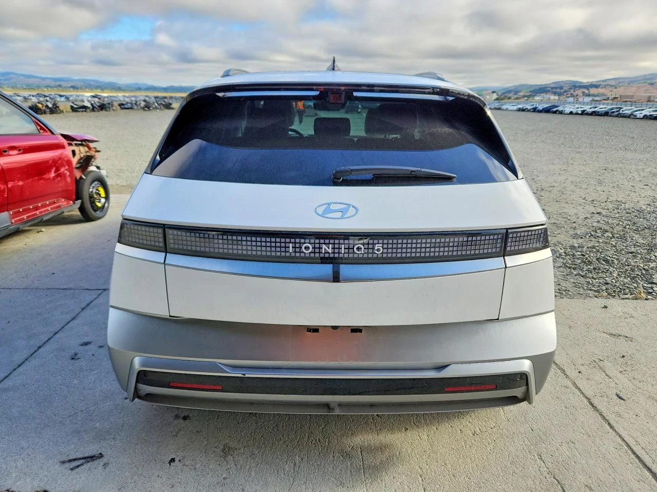 Hyundai Ioniq 5 LIMITED* ПОДГРЕВ* ПАНО* 360* КАМЕРА* LANE* ASSIST*, снимка 6 - Автомобили и джипове - 55422207