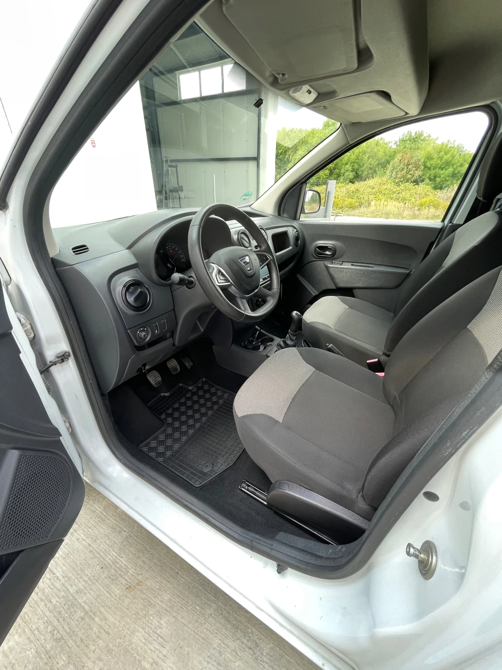 Dacia Dokker 1.5dci-75к.с., снимка 12 - Автомобили и джипове - 55881961