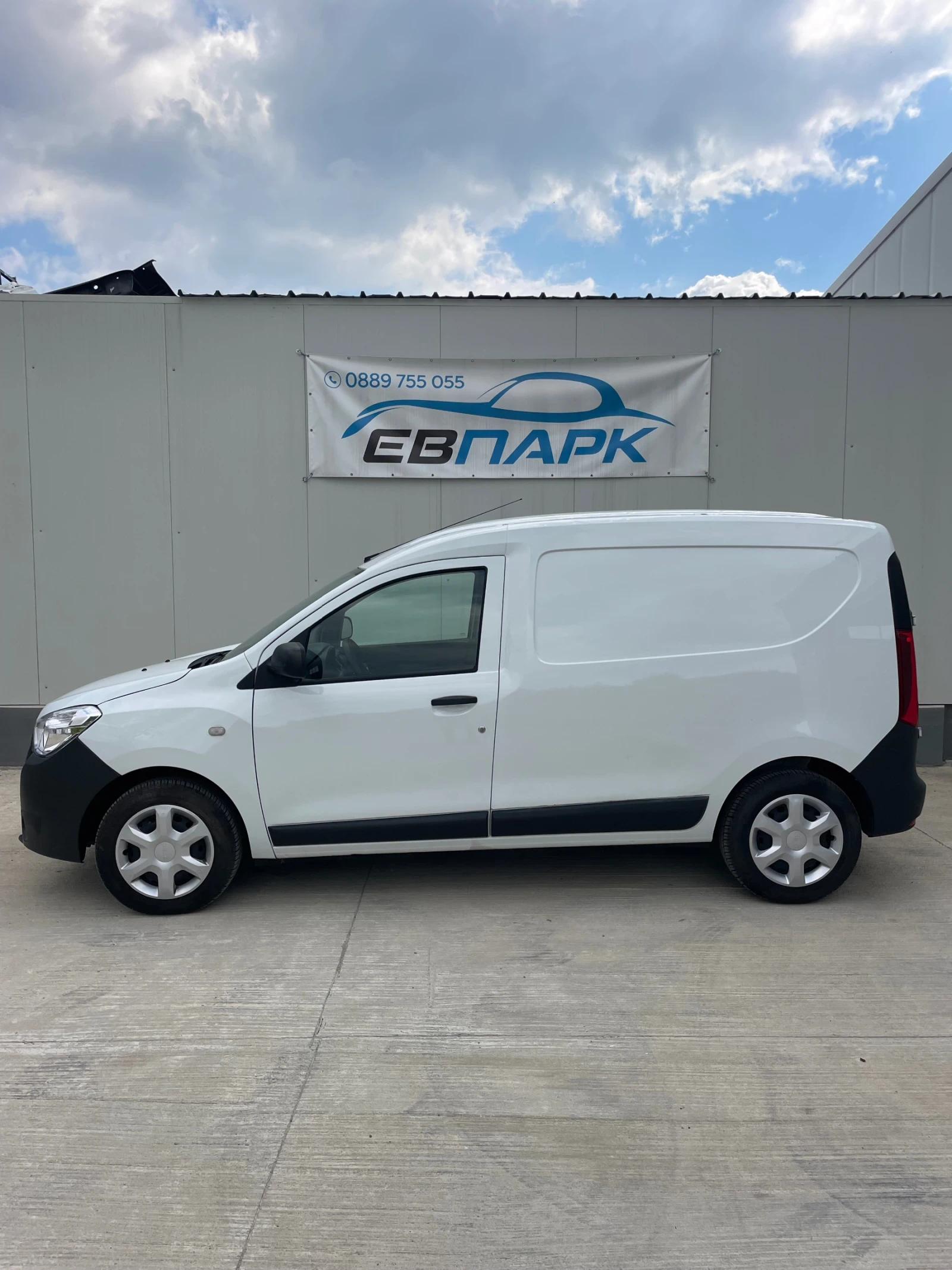Dacia Dokker 1.5dci-75к.с., снимка 8 - Автомобили и джипове - 55881961