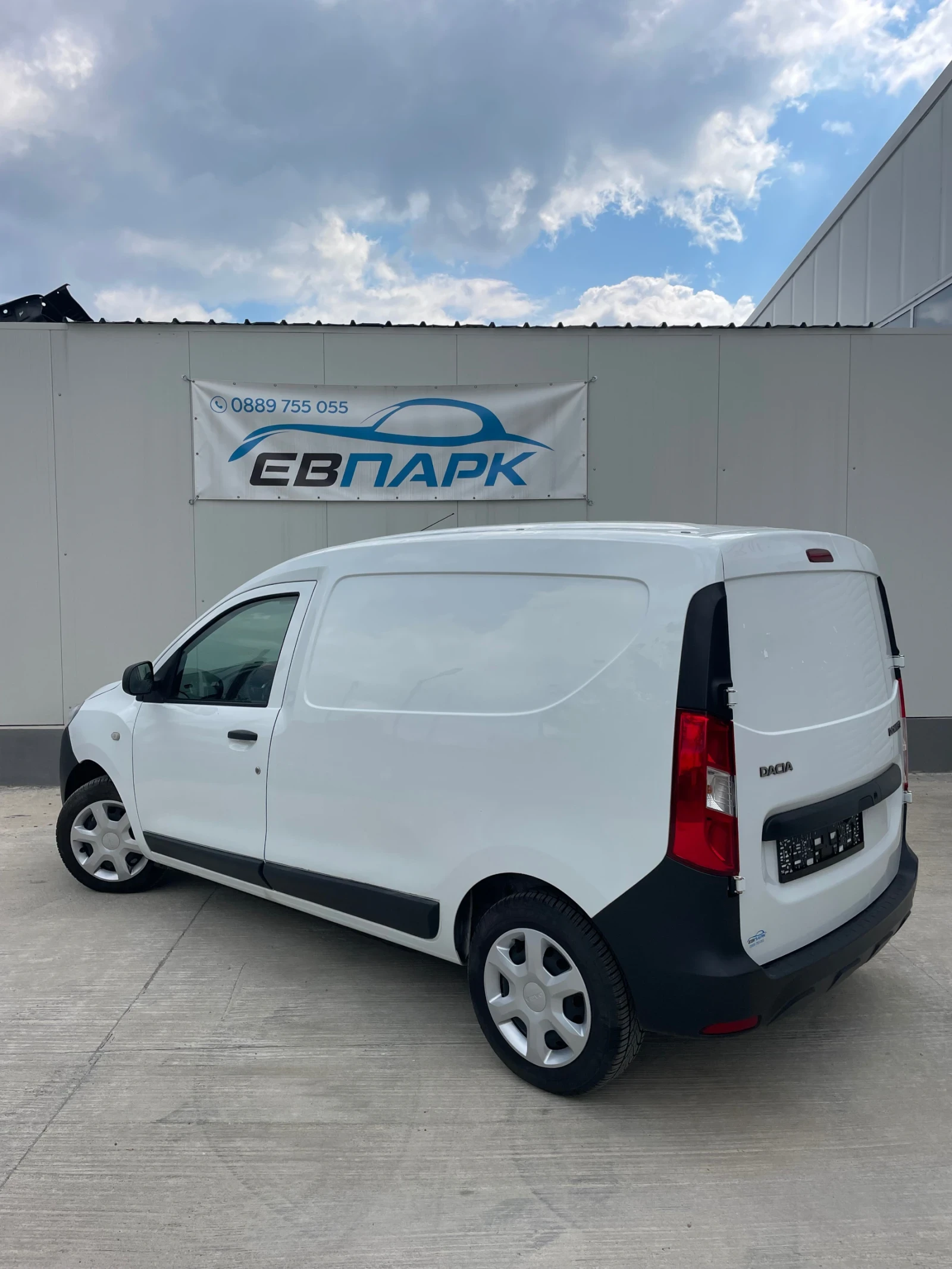 Dacia Dokker 1.5dci-75к.с., снимка 7 - Автомобили и джипове - 55881961
