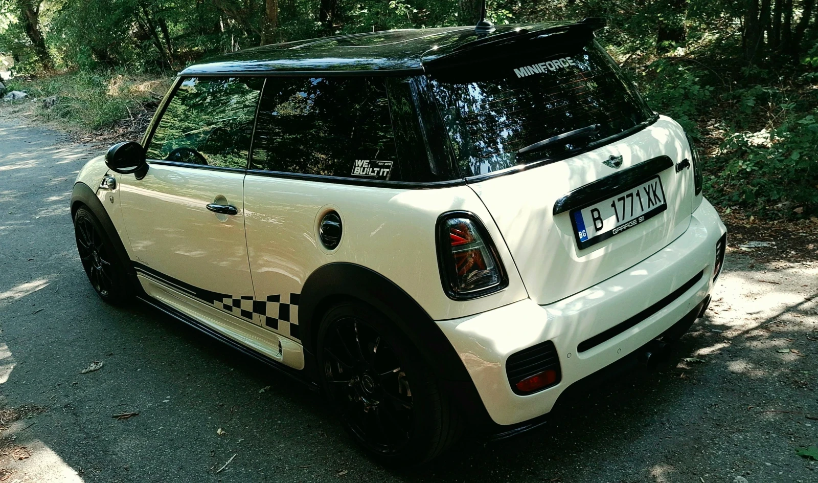 Mini Cooper s 1.6Т JCW Optic, снимка 8 - Автомобили и джипове - 56151769