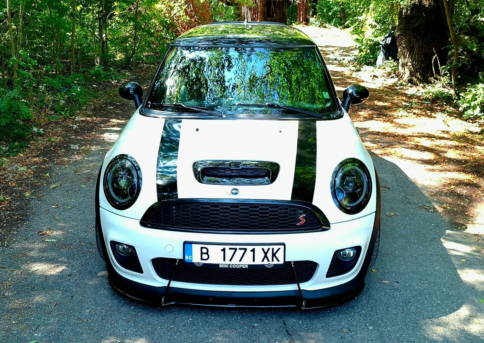 Mini Cooper s 1.6Т JCW Optic, снимка 3 - Автомобили и джипове - 56151769