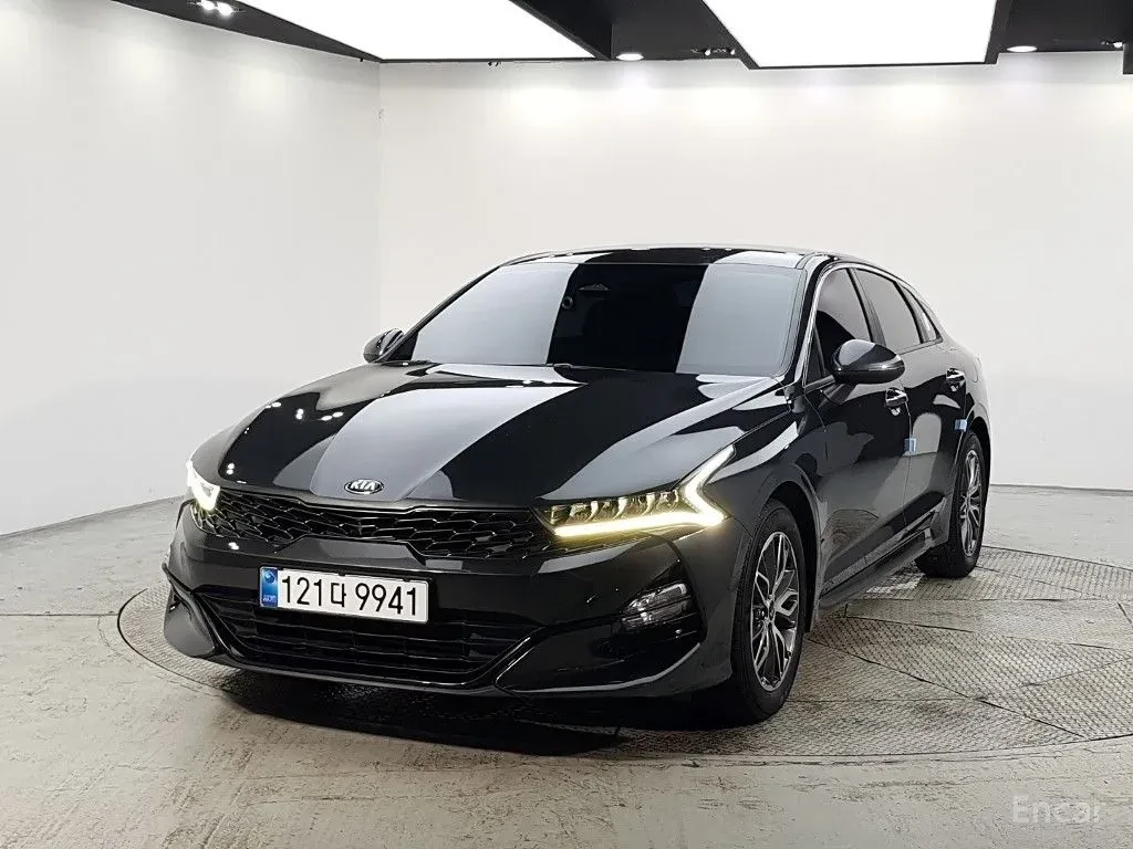 Kia K5 2.0* LPG* ОБДУХВАНЕ* LANE* ASSIST* КАМЕРА* КЕЙЛЕС*