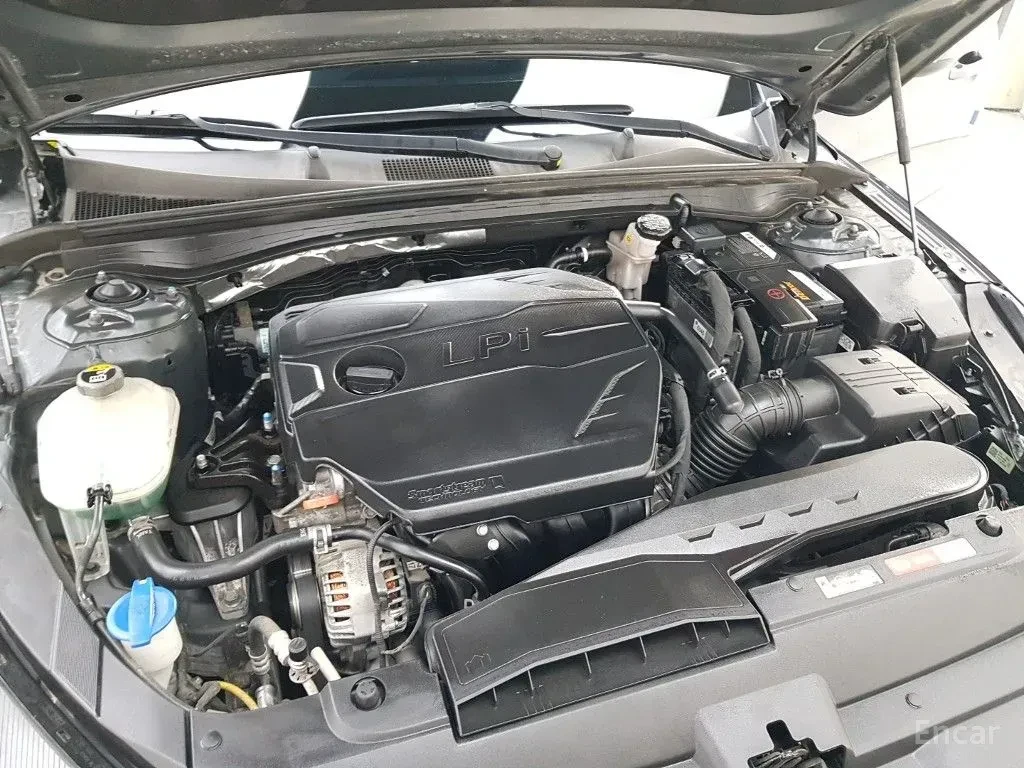 Kia K5 2.0* LPG* ���������* LANE* ASSIST* ������* ������* | Mobile.bg � ����������� 17