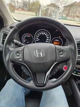 Honda Hr-v 1.5 i-VTEC Executive NAVI КОЖА Подгрев, снимка 13