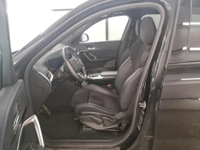 BMW X1 xDrive23i Leather LED Navi, снимка 9