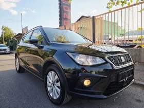 ������ Seat Arona