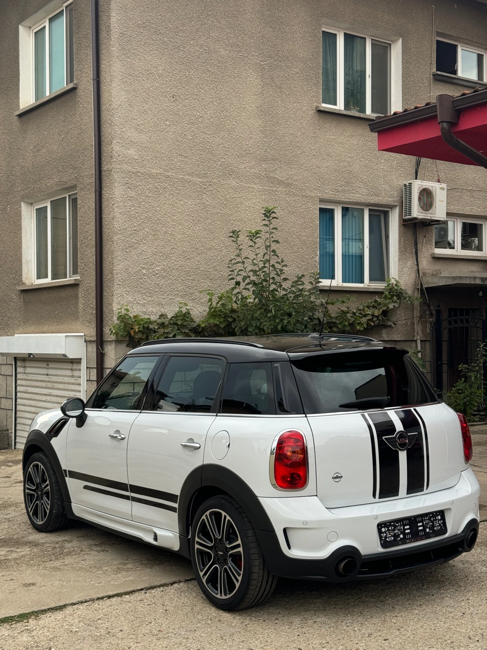 Mini Countryman John Cooper Works 1.6T - изображение 5