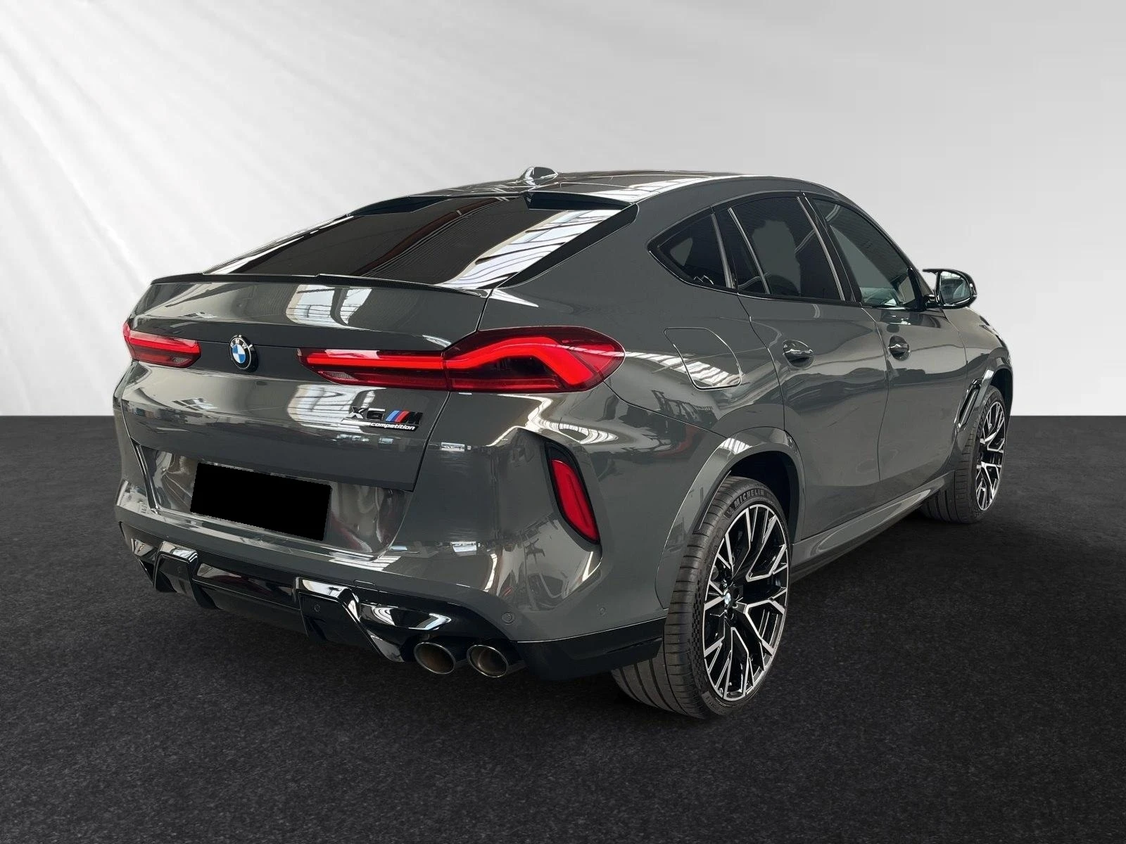 BMW X6 M COMPETITION CARBON B&W SKY LOUNGE - изображение 5