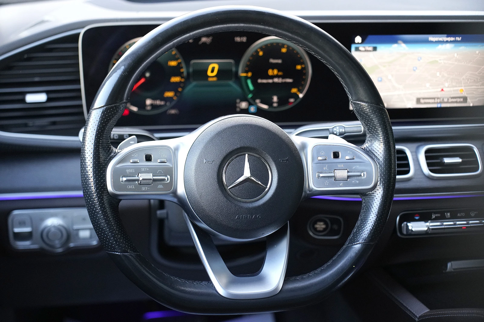 Mercedes-Benz GLS 400 4Matic AMG Line - изображение 10