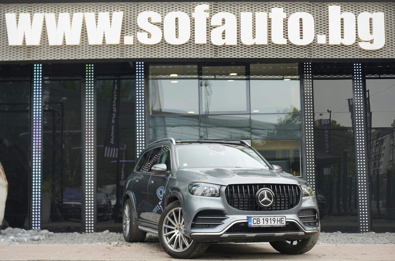 Mercedes-Benz GLS 400 4Matic AMG Line, снимка 3 - Автомобили и джипове - 52202478