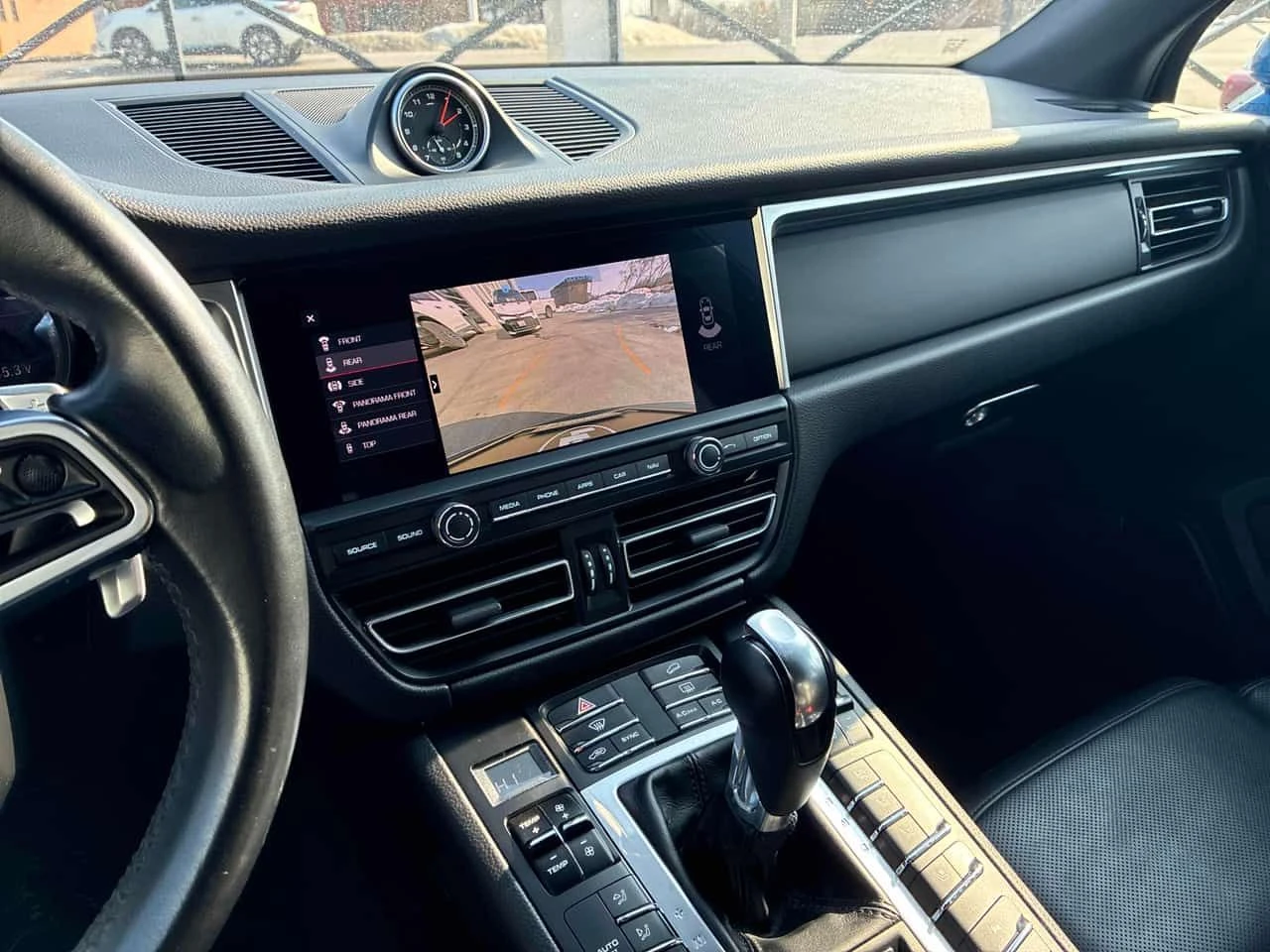 Porsche Macan * AWD * CARFAX * ОБДУХВАНЕ* ПАНОРАМА*  - изображение 9