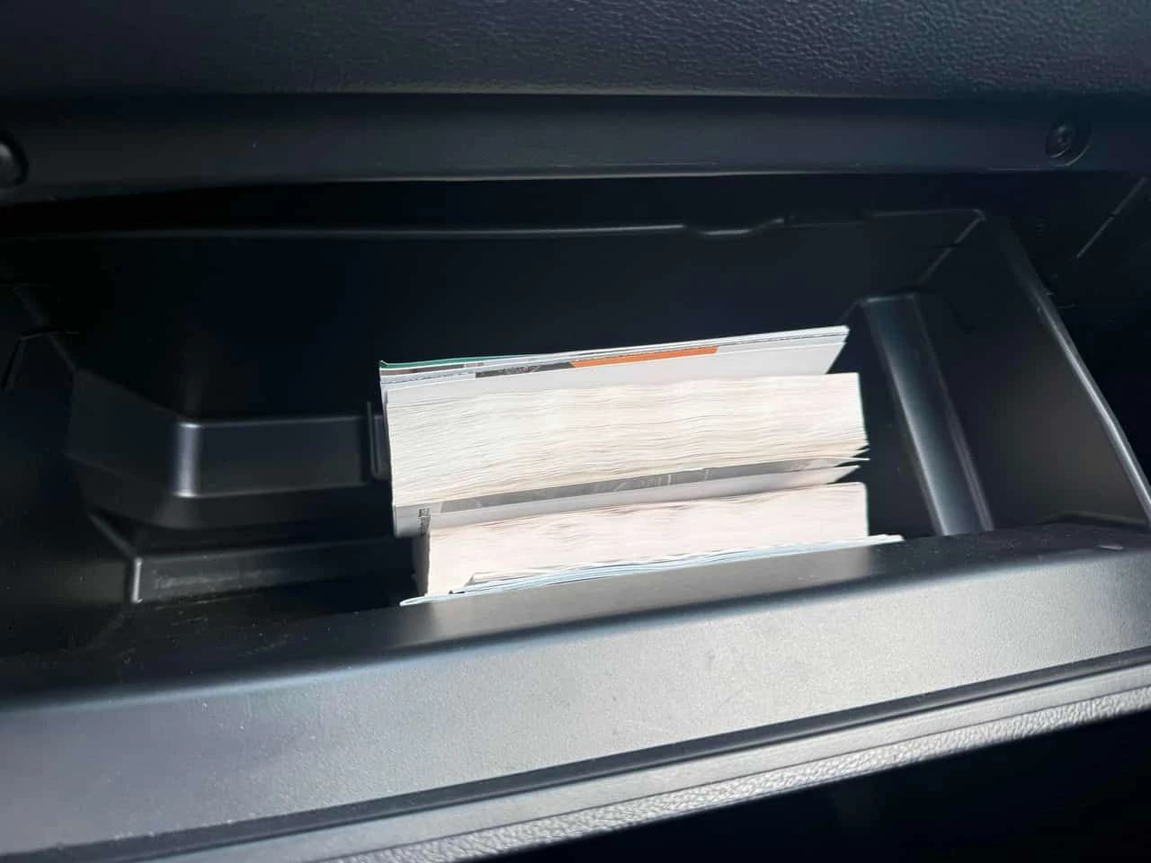 Ford Explorer ST/ДИСТРОНИК/360 КАМЕРИ/ОБДУХВАНЕ, снимка 10 - Автомобили и джипове - 54125300