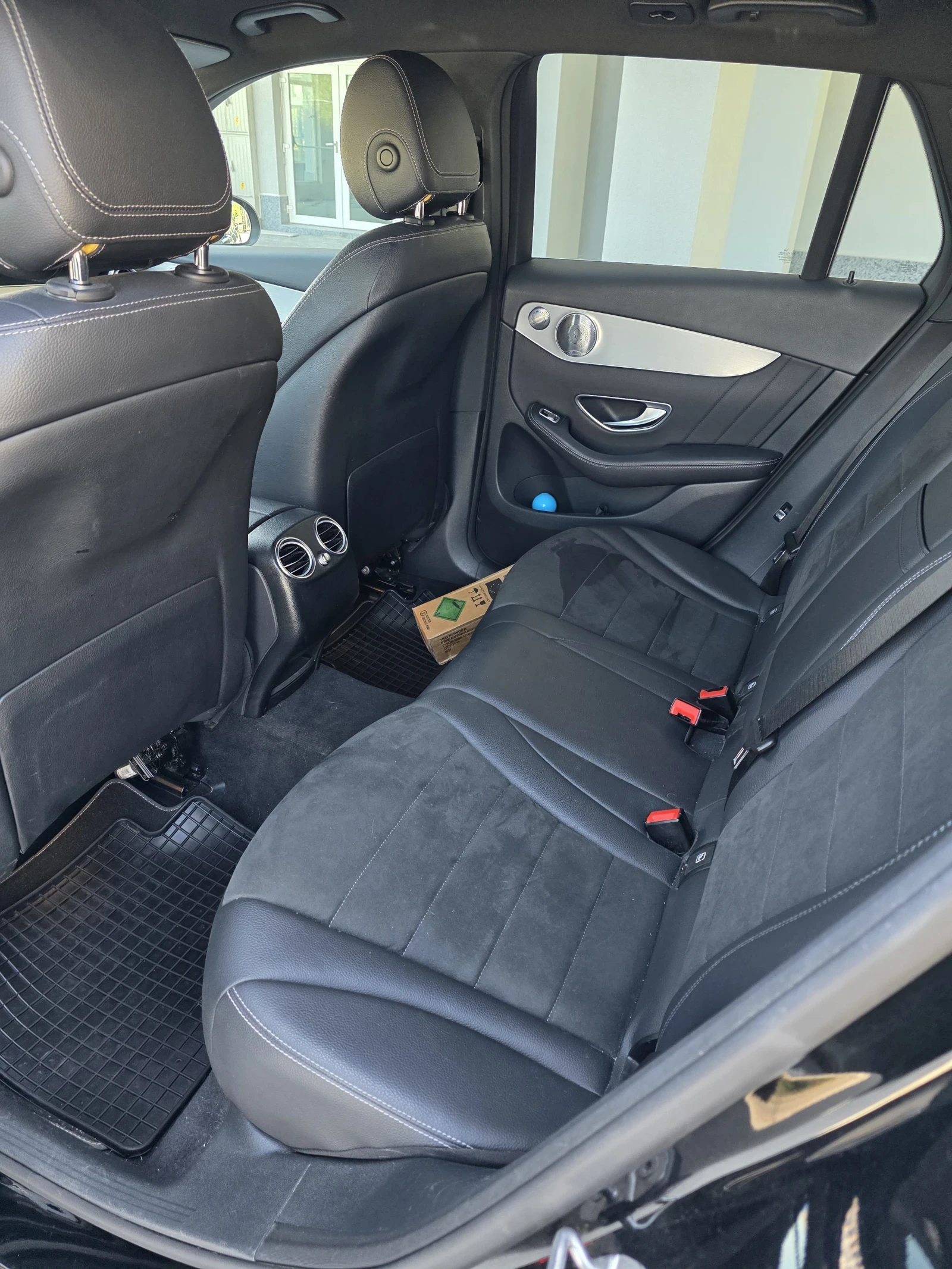 Mercedes-Benz GLC 250, снимка 7 - Автомобили и джипове - 54343044