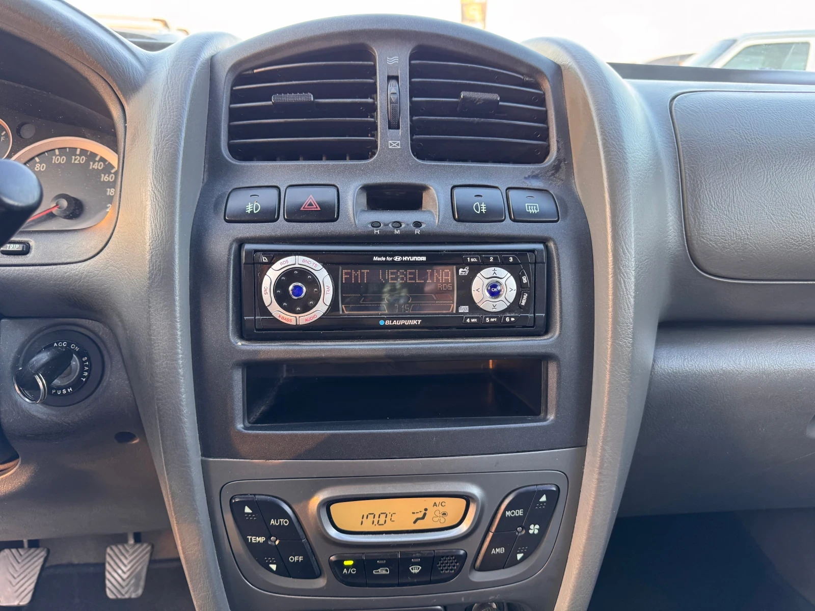 Hyundai Santa fe 2.0D / 4x4, снимка 10 - Автомобили и джипове - 55105664