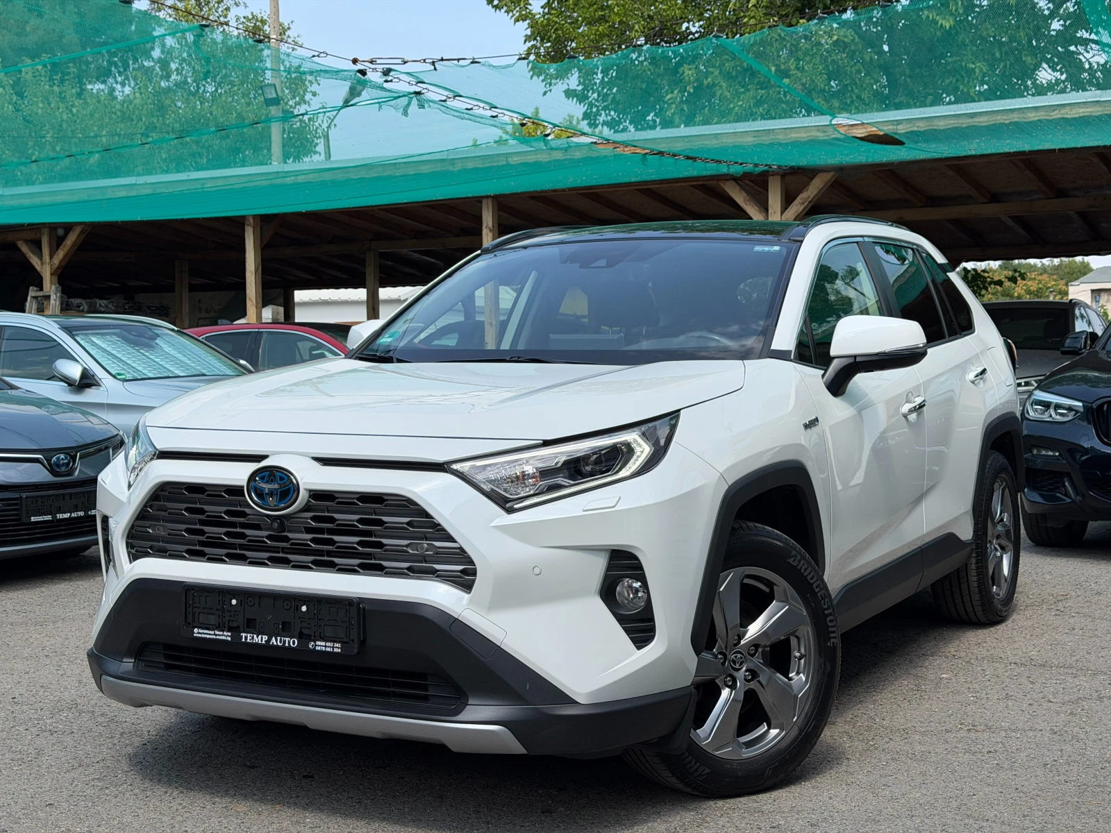 Toyota Rav4 2.5* 4X4* СЕРВИЗНА К-КА С ПЪЛНА ИСТОРИЯ В ТОЙОТА