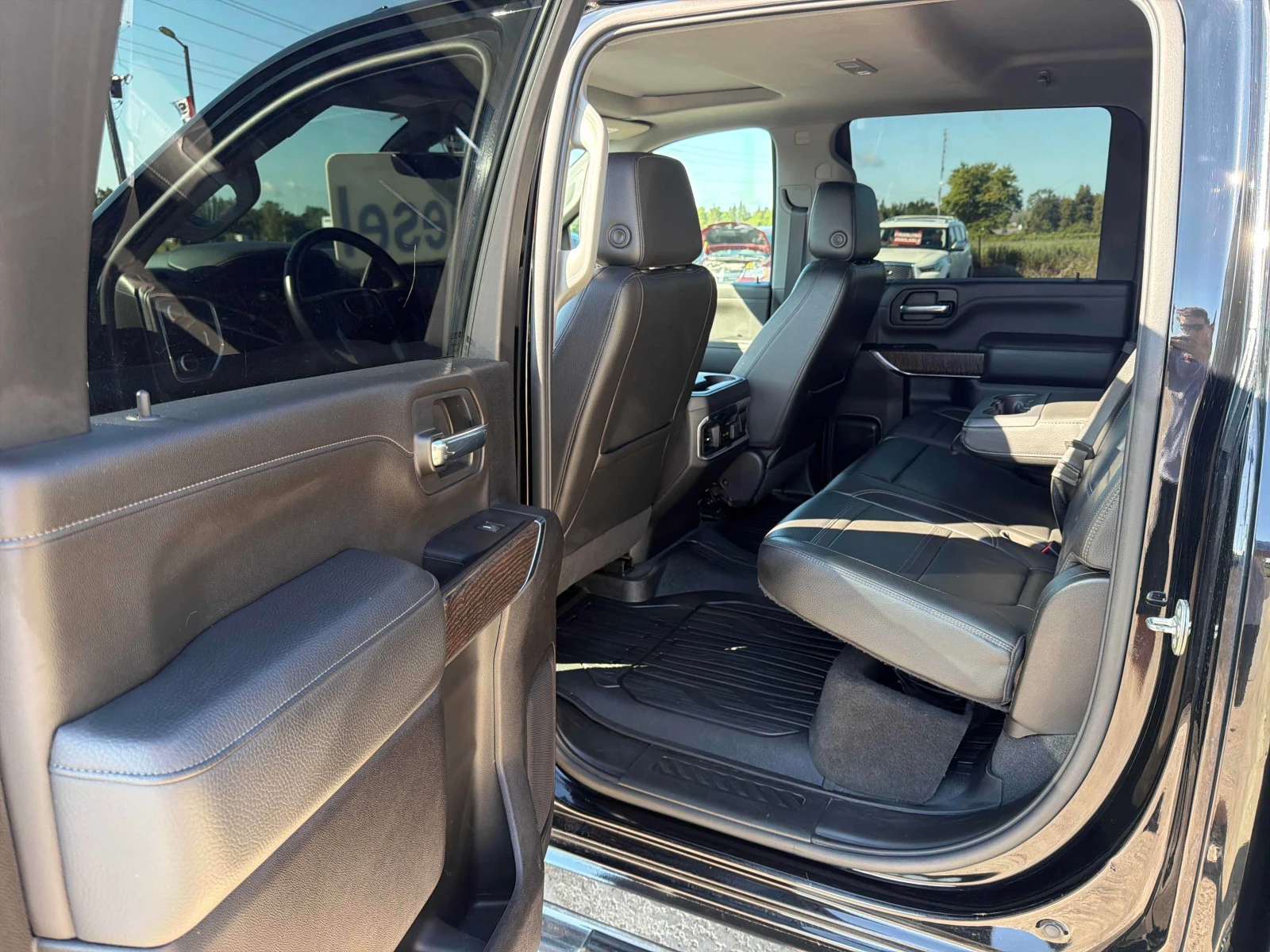 Gmc Sierra * Denali* CARFAX* ПОДГРЕВ* ОБДУХВАНЕ* МАСАЖ* , снимка 10 - Автомобили и джипове - 55999382