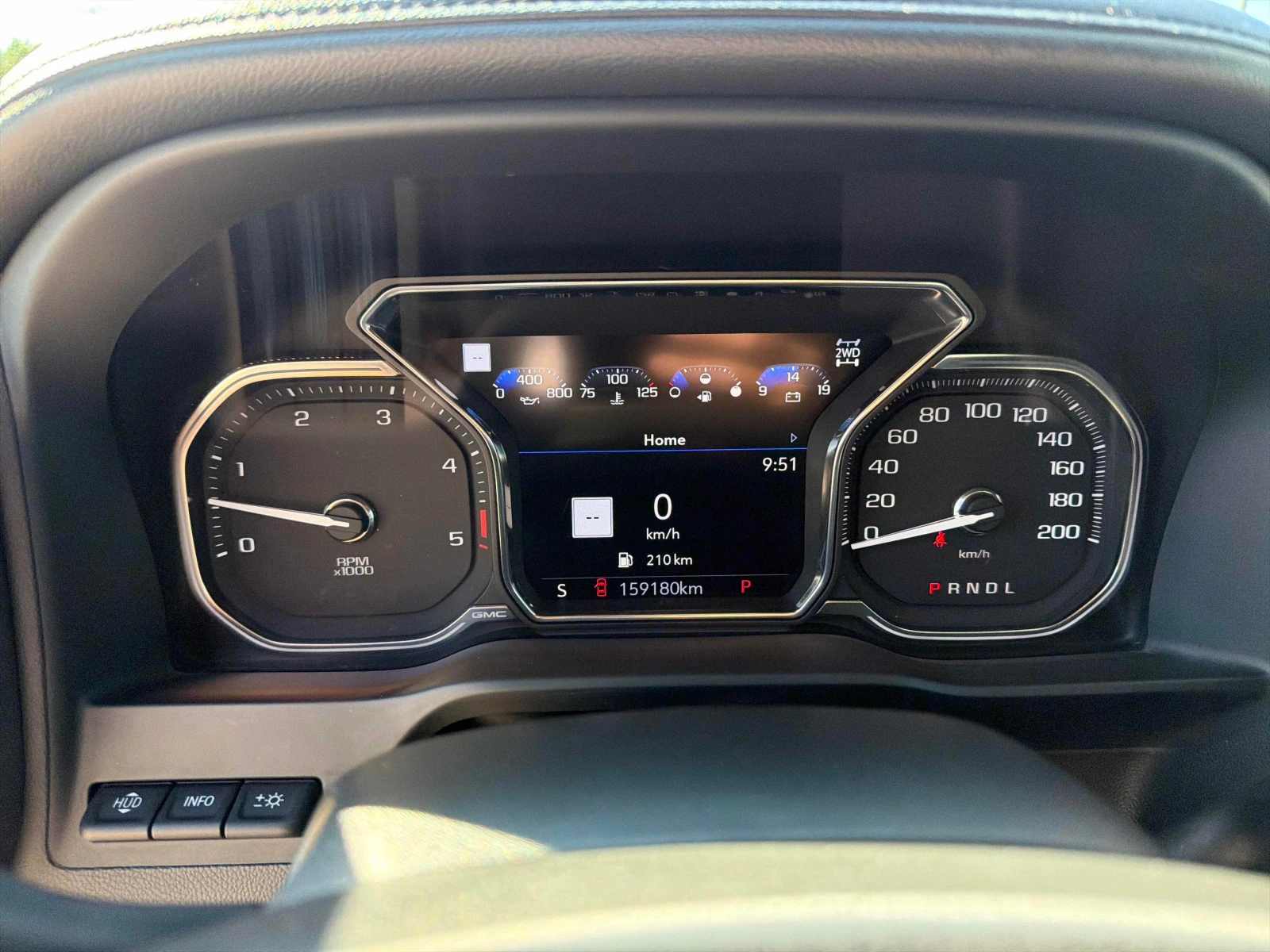 Gmc Sierra * Denali* CARFAX* ПОДГРЕВ* ОБДУХВАНЕ* МАСАЖ* , снимка 8 - Автомобили и джипове - 55999382