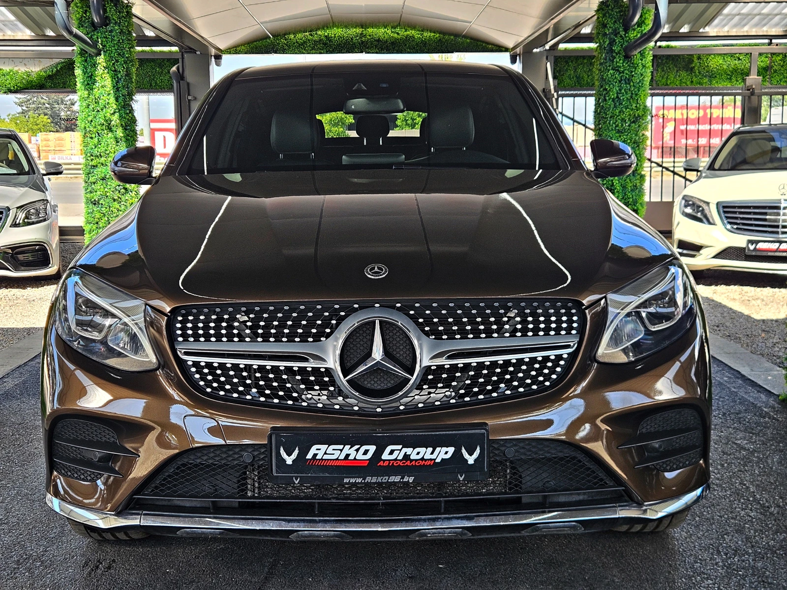 Mercedes-Benz GLC 350 AMG/COUPE/9G/GERMANY/CAMERA/AMBIENT/KEY GO/LIZING, снимка 2 - Автомобили и джипове - 56177595