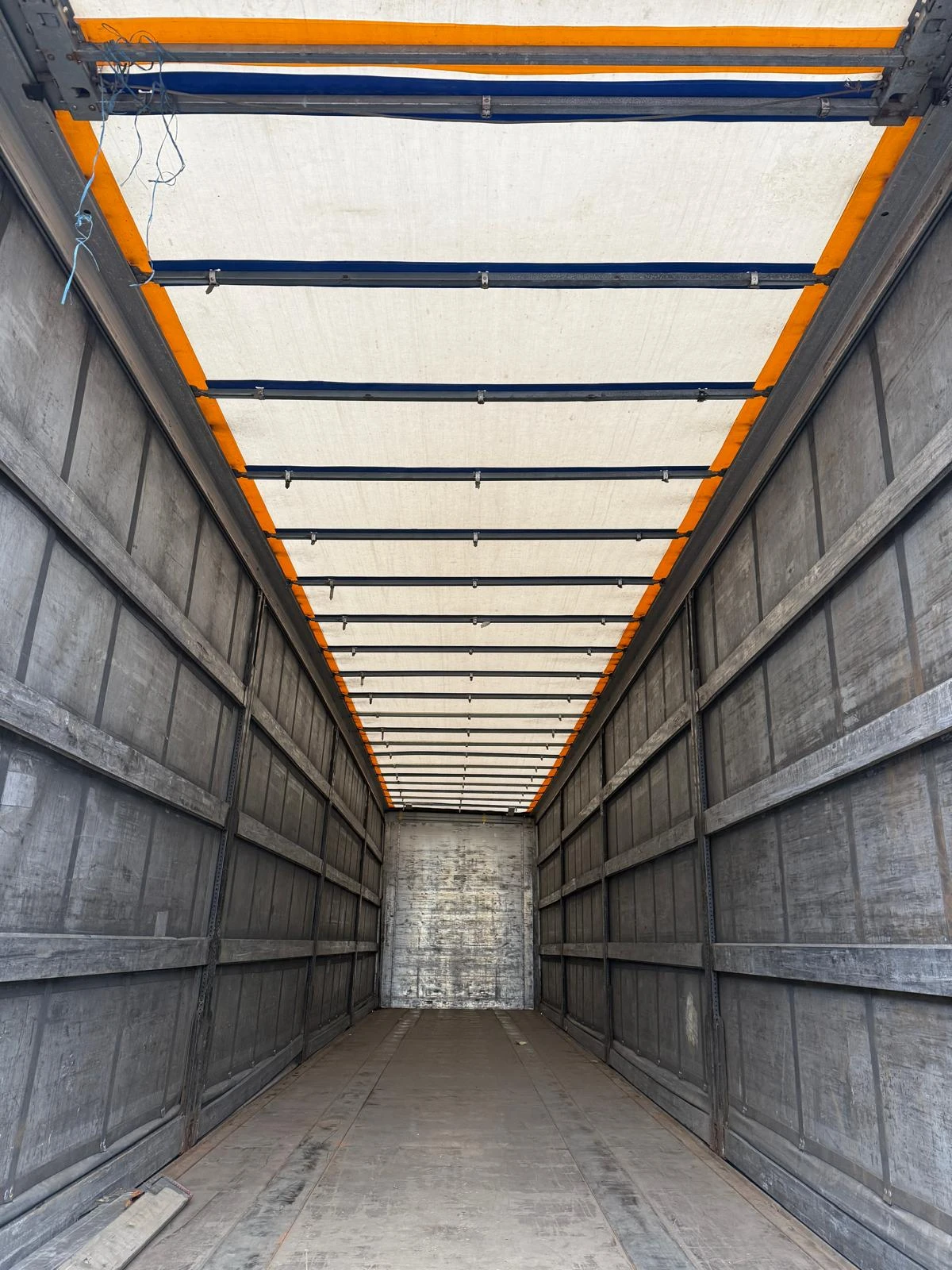 Mercedes-Benz Actros Actros 1845/1848 2 Влекача (възможна композиция), снимка 14 - Камиони - 53953512