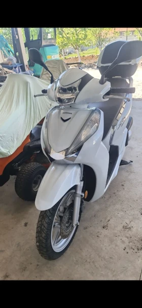 Honda Sh 300i keyless, снимка 2