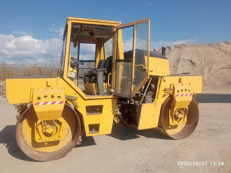 Валяк BOMAG  BW 141 AD, снимка 5 - Индустриална техника - 45624448