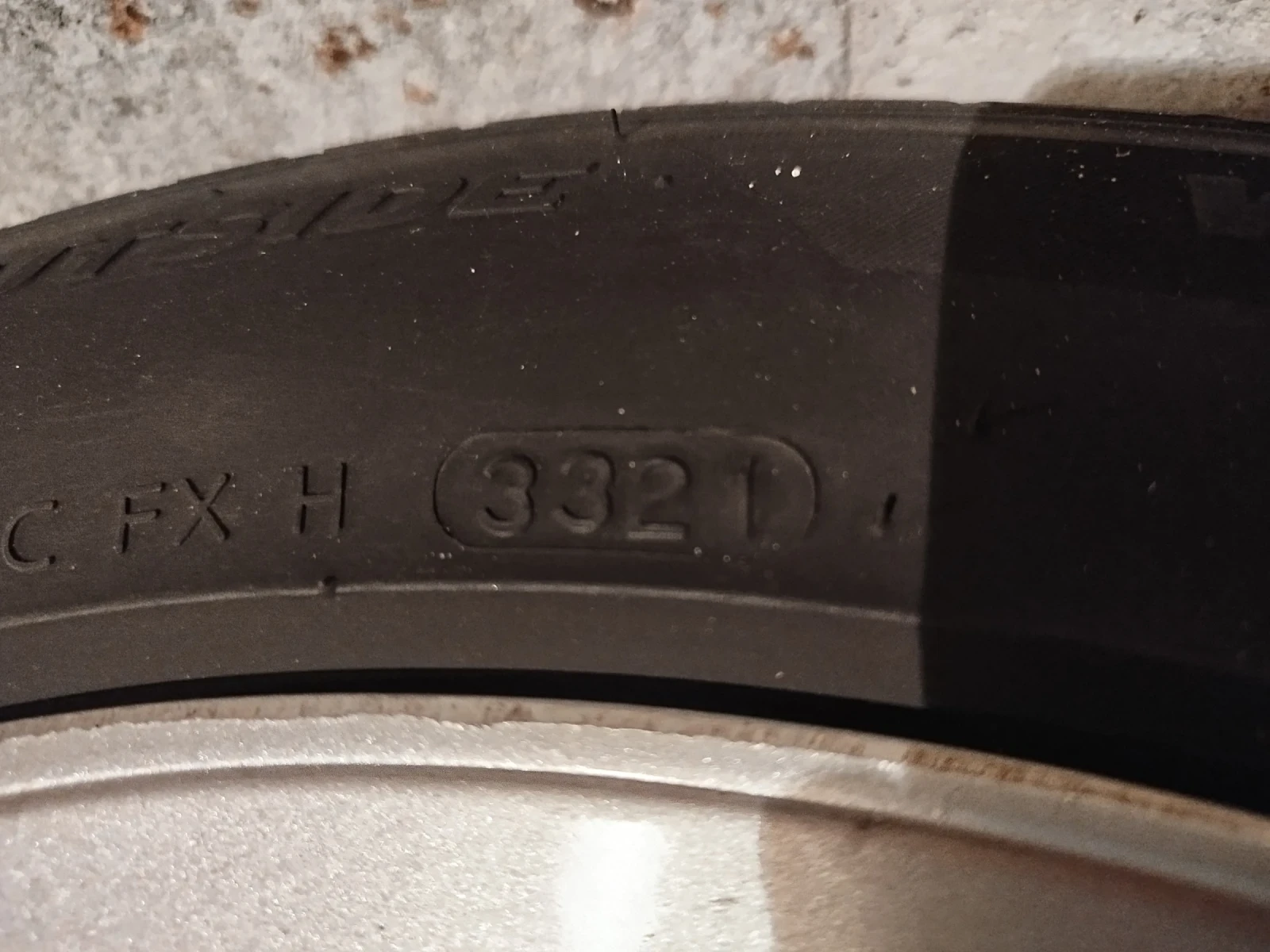    225/55R17  Audi A4 | Mobile.bg   4