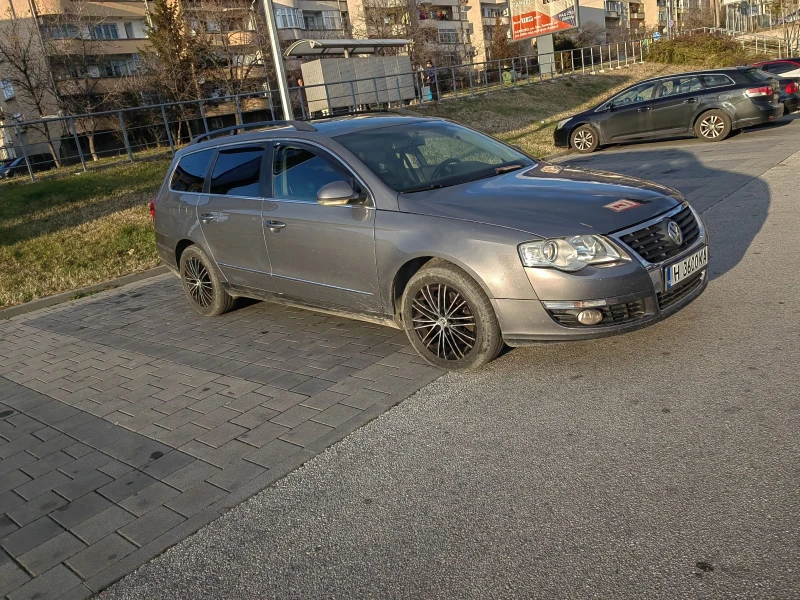 VW Passat 2.0/6ск, снимка 3 - Автомобили и джипове - 48393738