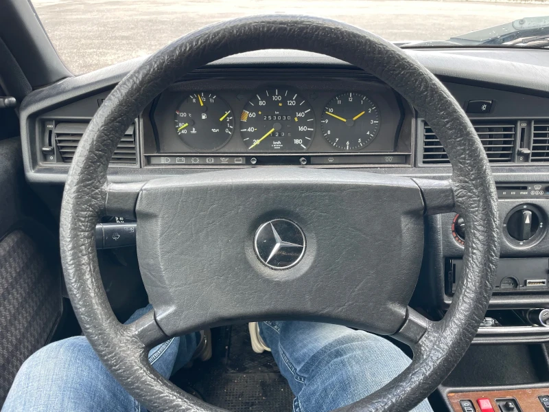 Mercedes-Benz 190 2.0 diesel (53 kW) Made in Italy ??, снимка 10 - Автомобили и джипове - 50279979