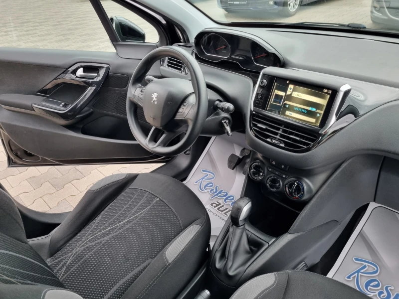 Peugeot 208 1.4HDi-5 врати, 2013г. EURO 5B, снимка 12 - Автомобили и джипове - 50173657