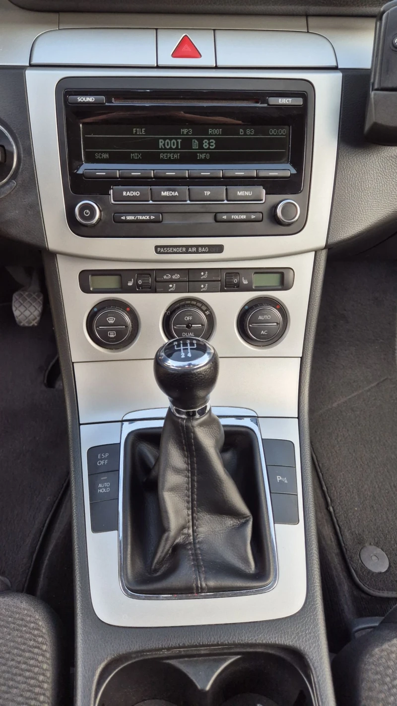 VW Passat 1.9TDI 105KC, снимка 10 - Автомобили и джипове - 51084440