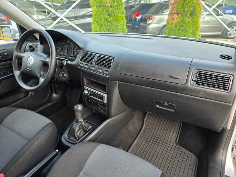 VW Golf 1.9TDI 101кс.РЕАЛНИ КИЛОМЕТРИ! ! КЛИМАТИК, снимка 9 - Автомобили и джипове - 50724761