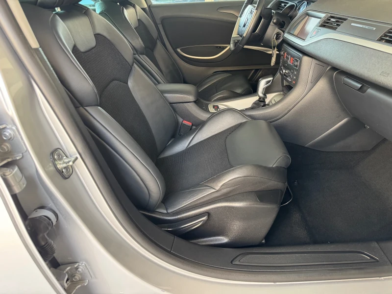 Citroen C5 1, 6 THP TURBO* FACELIFT* КОЖА* НАВИГАЦИЯ* EURO 5, снимка 14 - Автомобили и джипове - 51026282